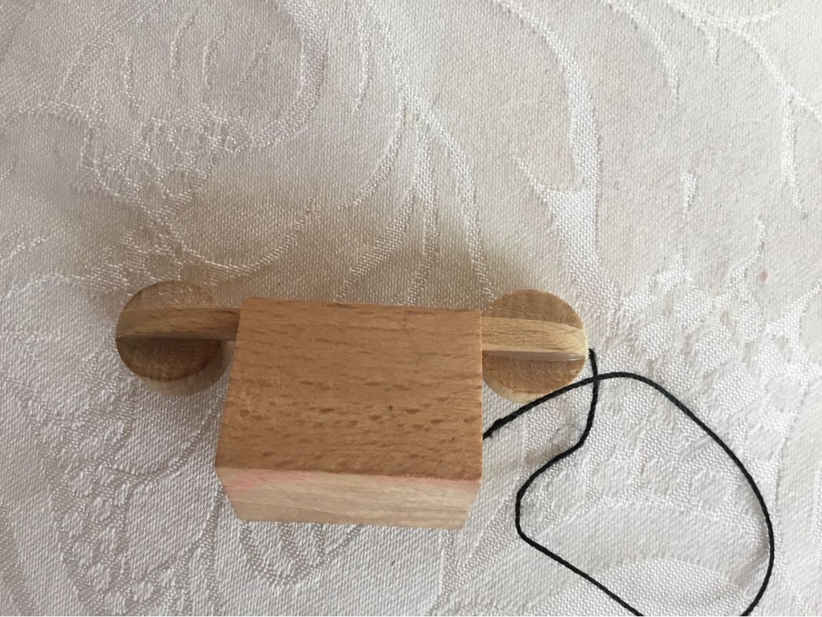 Giocattoli: Älteres Wählscheiben Telefon aus Holz – Usato da St. Gallen venduto da chamilla 3