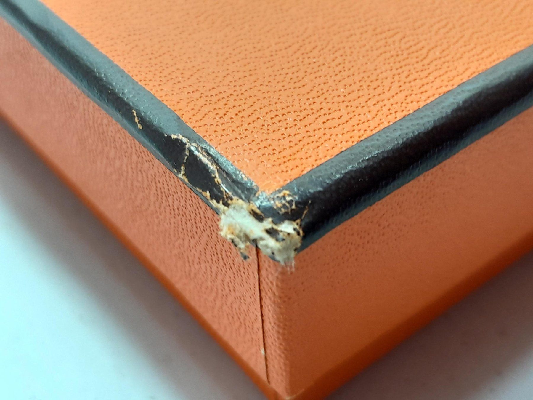 Hermès Altro in Decorazioni & Accessori: Hermès Kartonbox ab 1.-- – Usato da Männedorf venduto da Bel-view 6