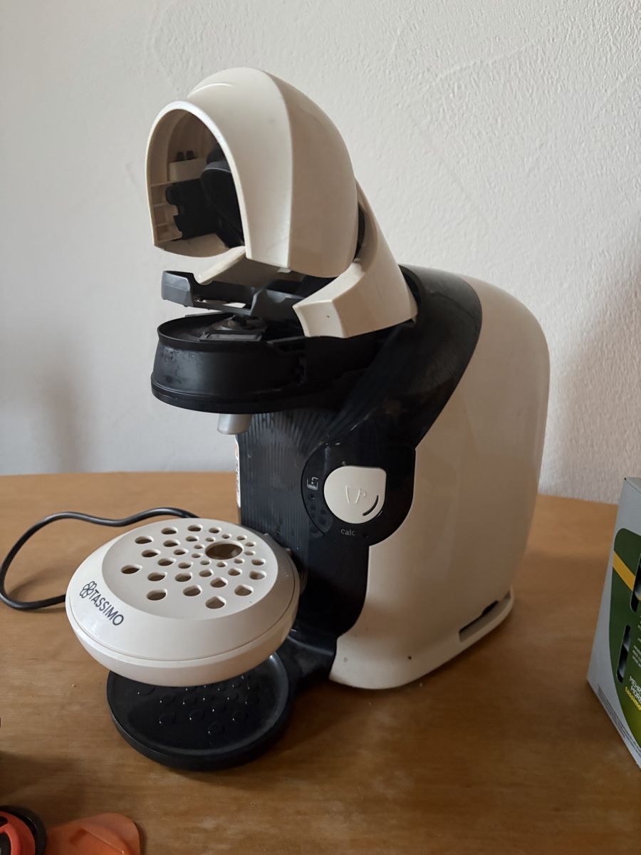 Bosch Machines à café & Machines à expresso: Bosh Tassimo Coffee Machine  – D'occasion à NIEDERGLATT par nna_w7xd 1