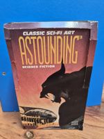 TRADING CARDS ASTOUNDING 