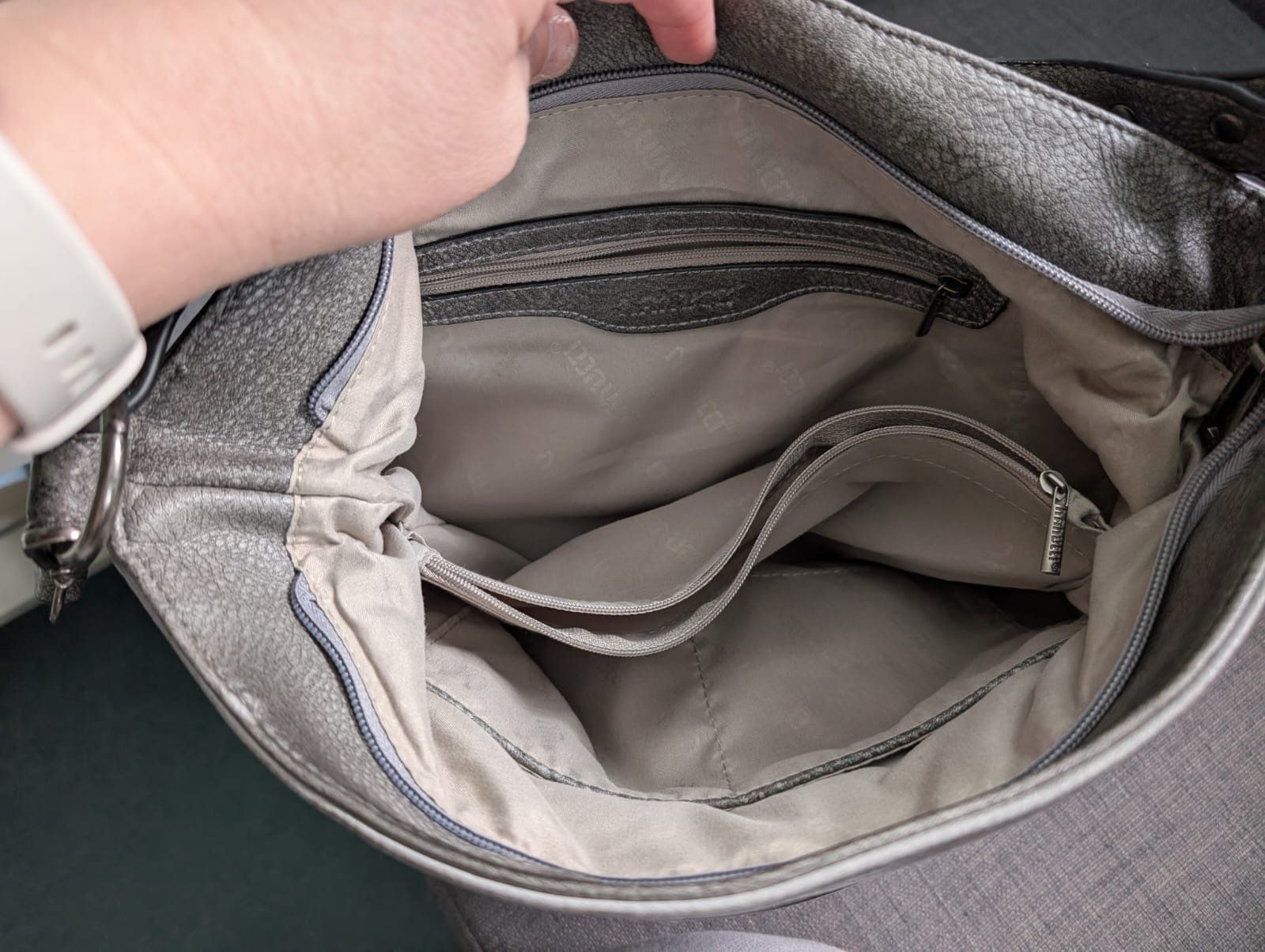 Borse da donna: Eine Handtasche von Nanucci – Nuovo e nell'imballaggio originale da Zweisimmen venduto da Mousie 2