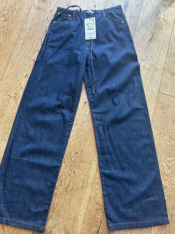 Jeans: Jean Zara taille 34 – Neu und originalverpackt aus Lausanne von pat_9y2v