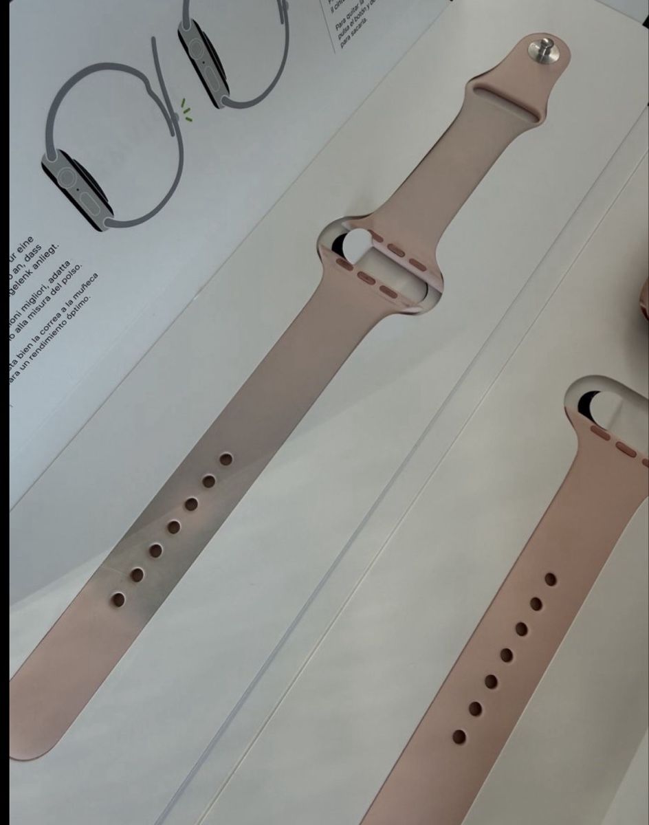 Apple Smartwatch: Apple Watch Series 5 – Usato da Bern venduto da oaicu 1