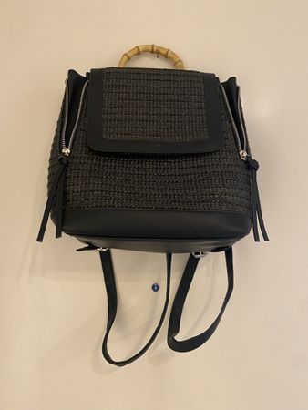 Stradivarius Rucksack in Schwarz mit Bambusgriff