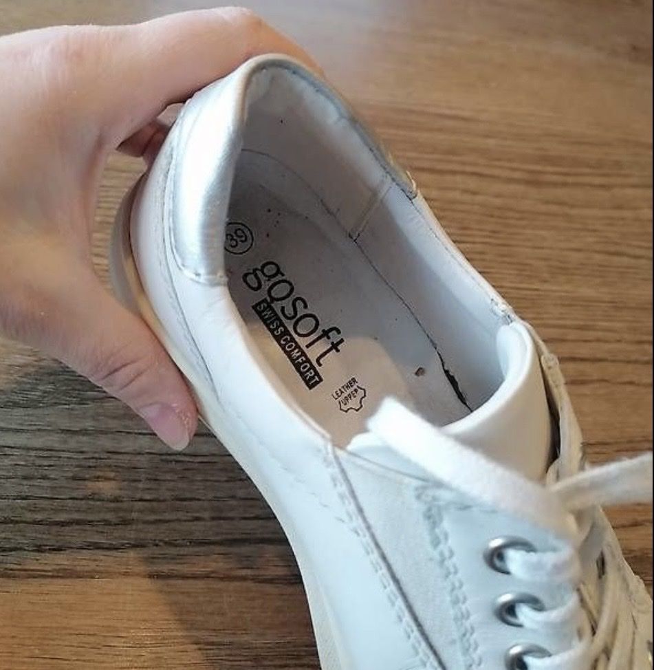 Scarpe da donna: Chaussure Go Soft en cuir 39 – Usato da Lutry venduto da Ronaldf 2