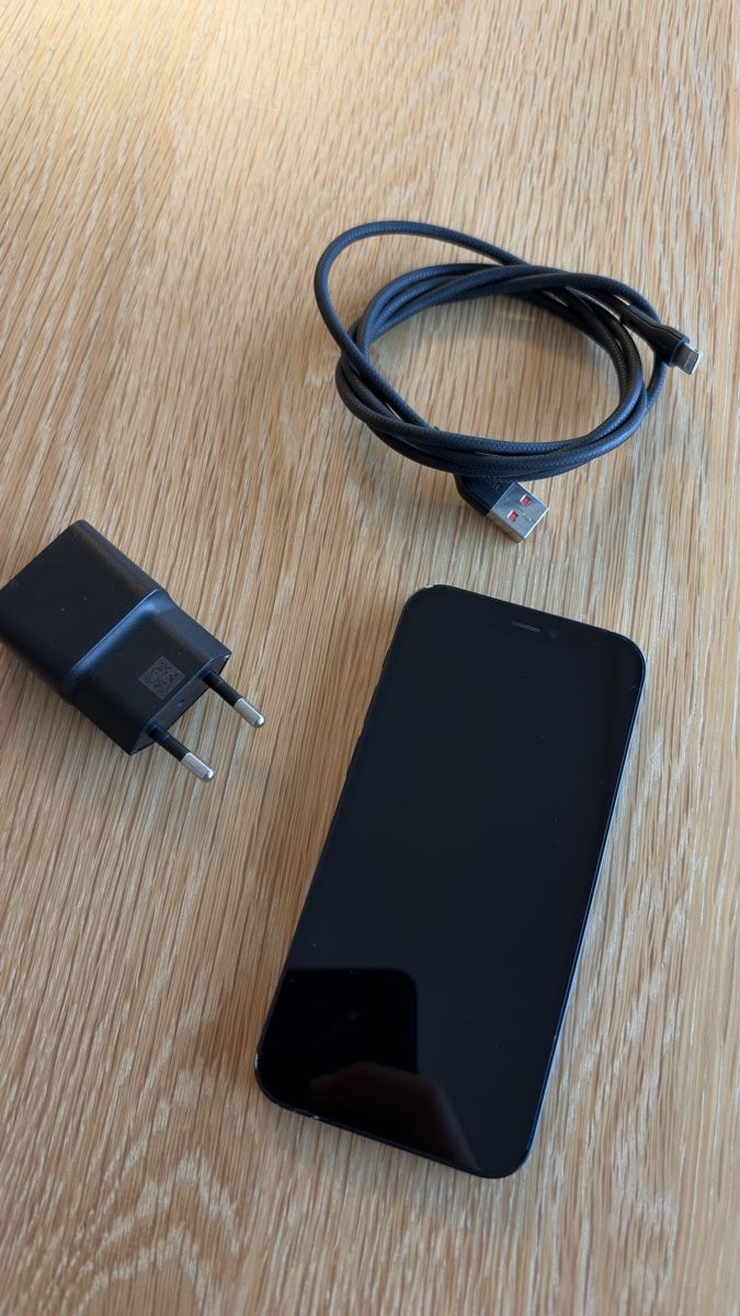 Apple Telefoni cellulari / Smartphones: Apple iPhone 12 Mini Schwarz  – Usato da Kilchberg ZH venduto da Rudi. 3