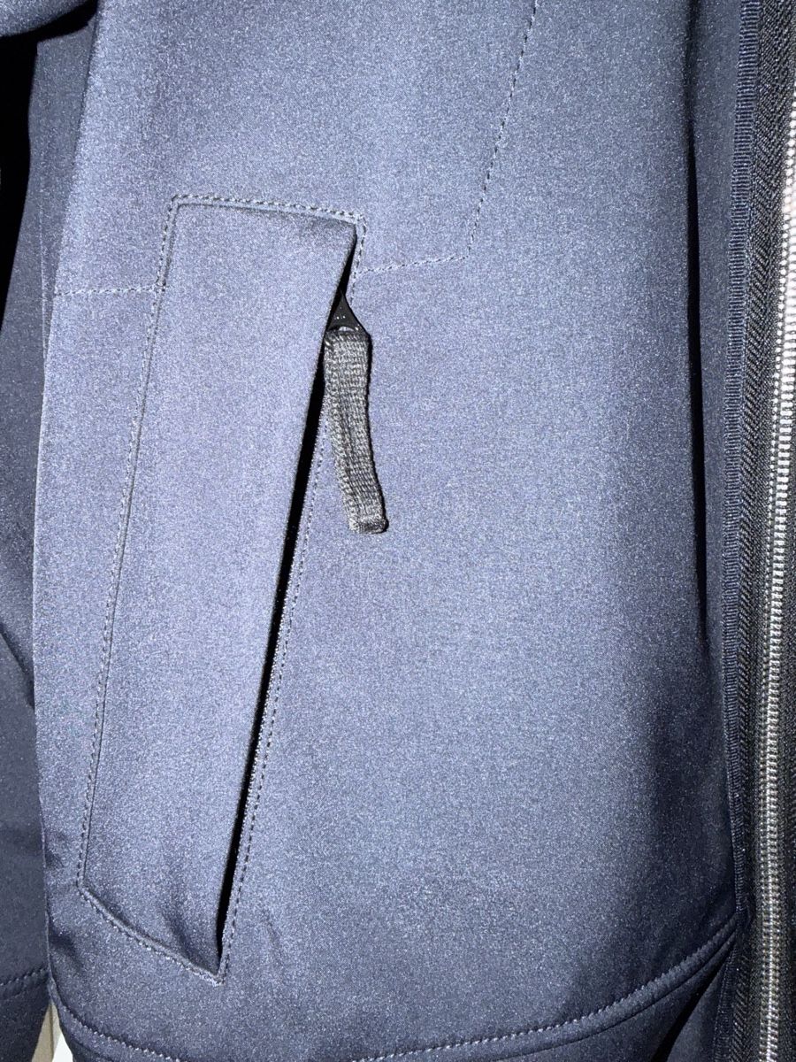 Stone Island Giacche: Stone Island Soft Shell-R Jacke, Dunkelblau, Grösse M – Nuovo (secondo la descrizione) da Meggen venduto da strawberryfield 3