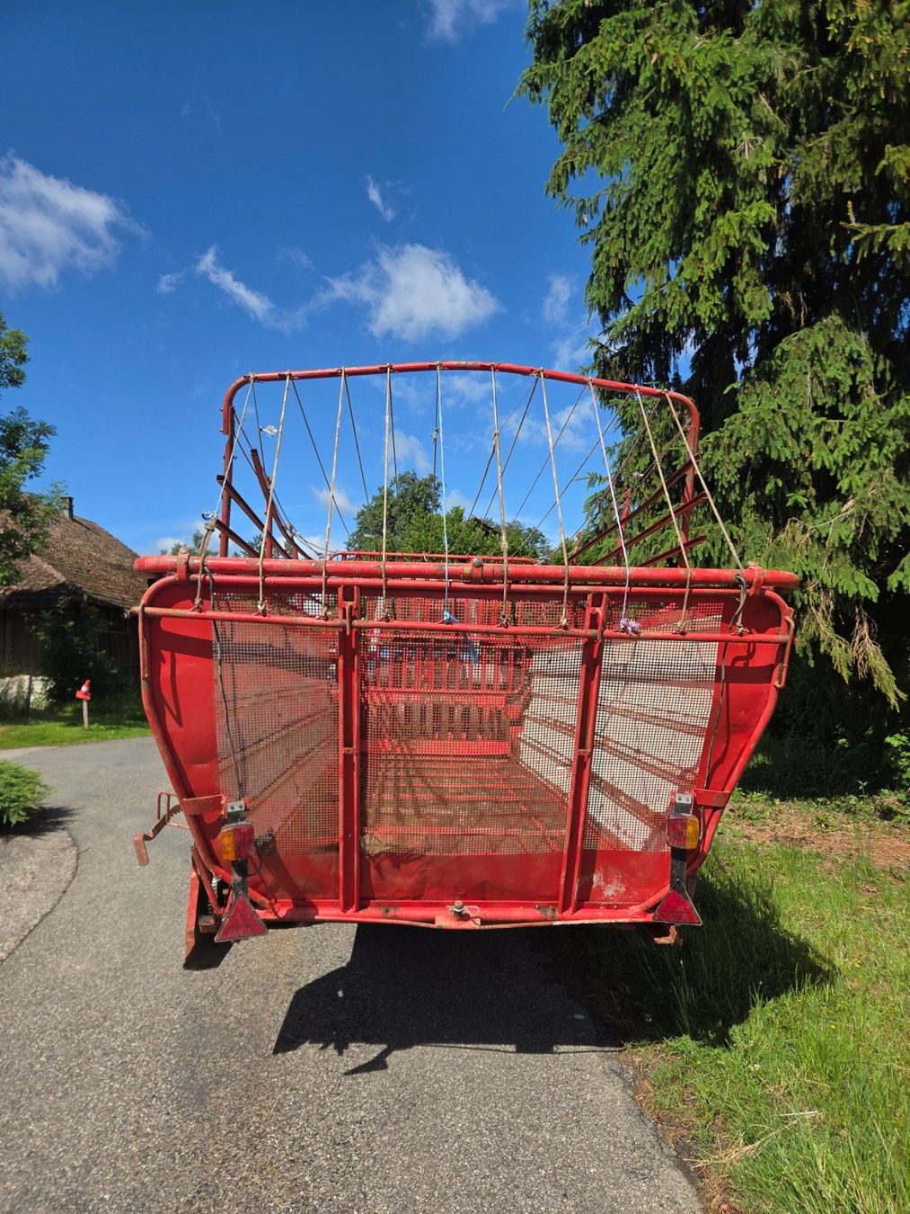 Pöttinger Rimorchi: Ladewagen Pöttinger Trend 2 – Usato da Unterkulm venduto da nee_tk5v 1