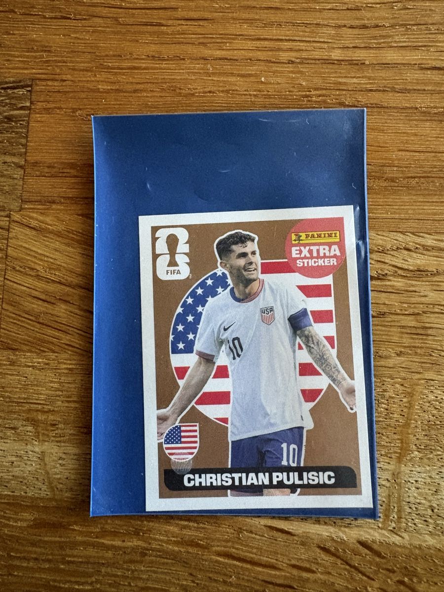 Panini Carte collezionabili:  Panini Extra Sticker Christian Pulisic 2026  – Nuovo e nell'imballaggio originale da Wünnewil venduto da VinRa