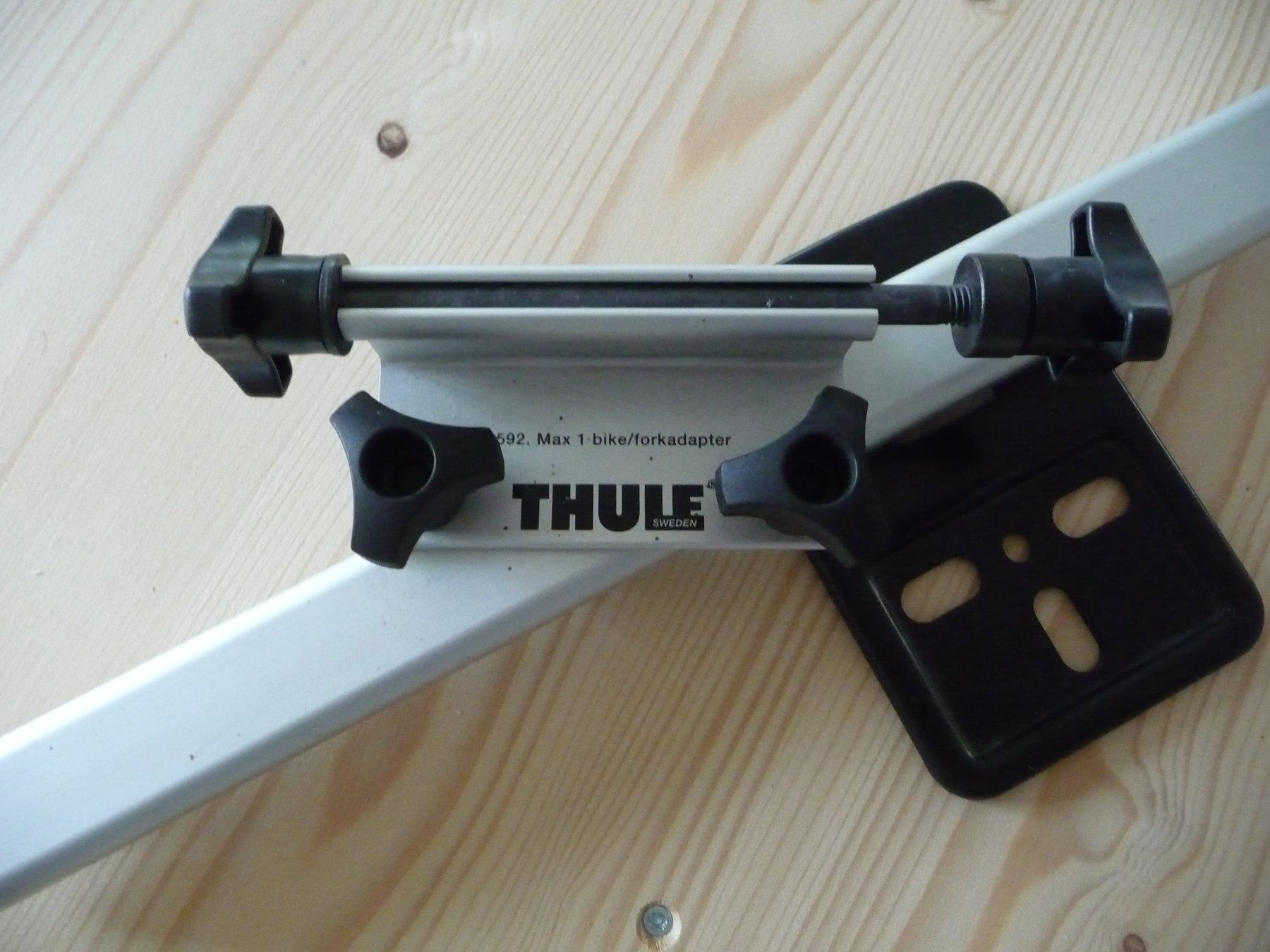 Thule Supporti per biciclette: Kofferraum Velohalterung Thule – Usato da Münchenbuchsee venduto da Indizo 1
