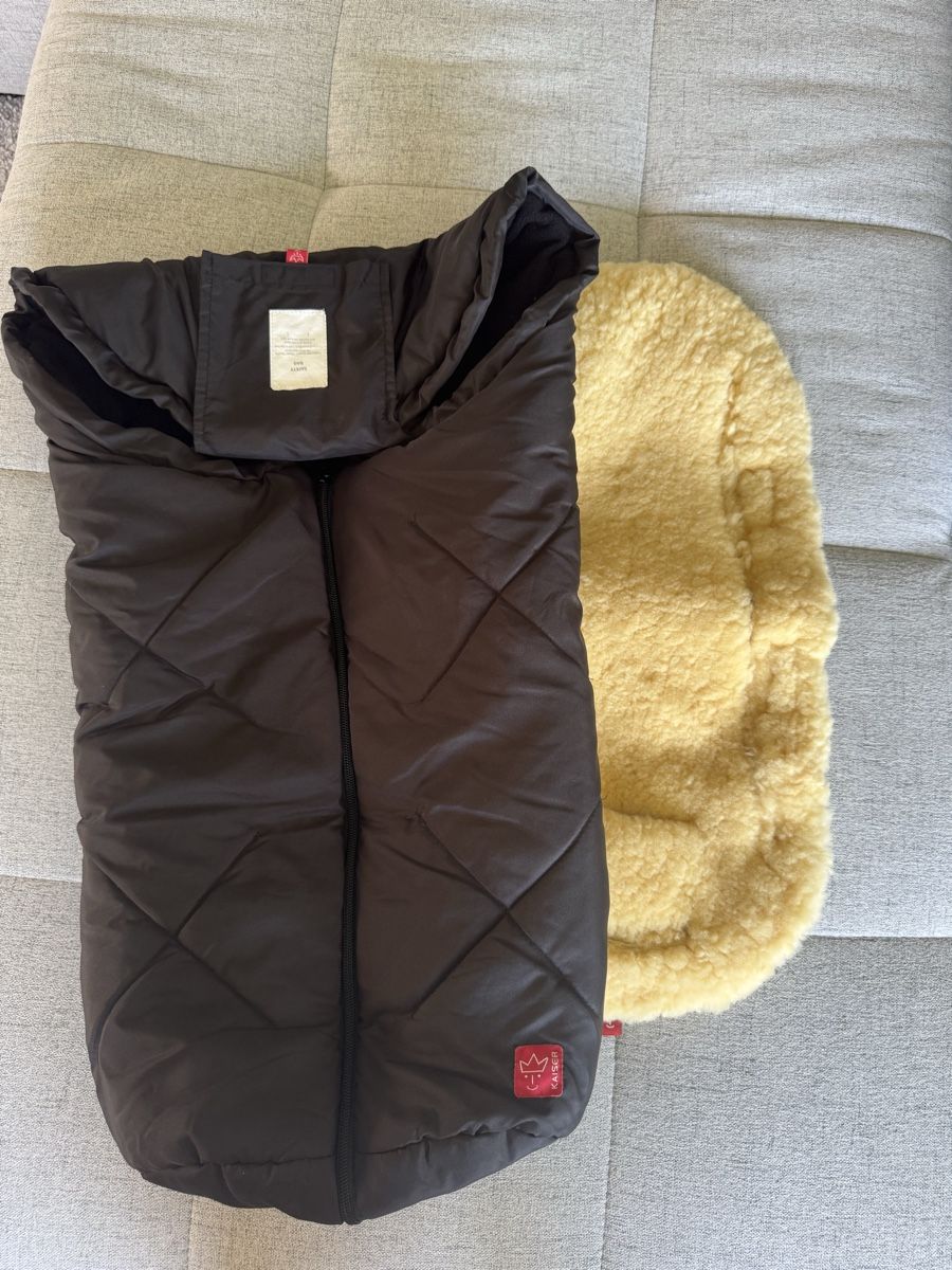 Kaiser Sacchi a pelo: Universal Winter-Fusssack mit Lammfelleinlage – Usato da Rüschlikon venduto da Jenniferzuerich 1