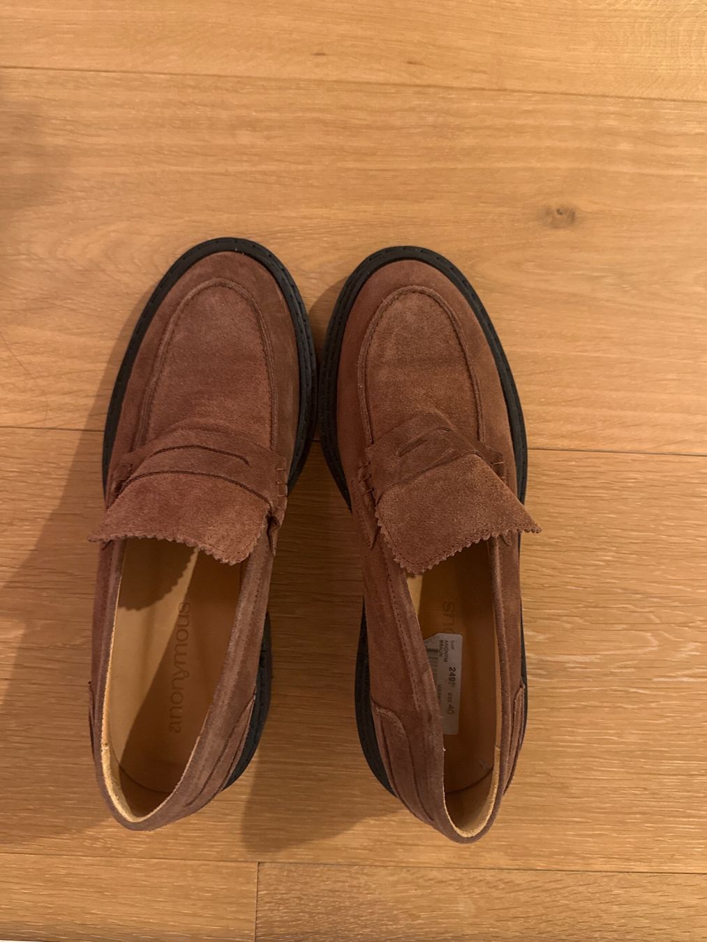 Chaussures femmes: Mokassin Anonymous - Neu mit Etikett – Neuf avec emballage d'origine à Nürensdorf par Marylane 1