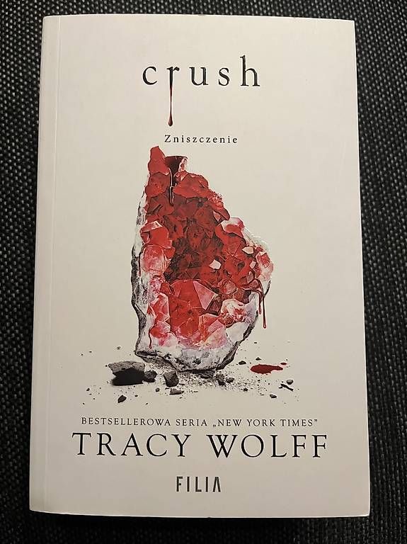 Bücher: Buch Crush Tracy Wolff tschechisch – Gebraucht aus Uetikon am See von brischitte02