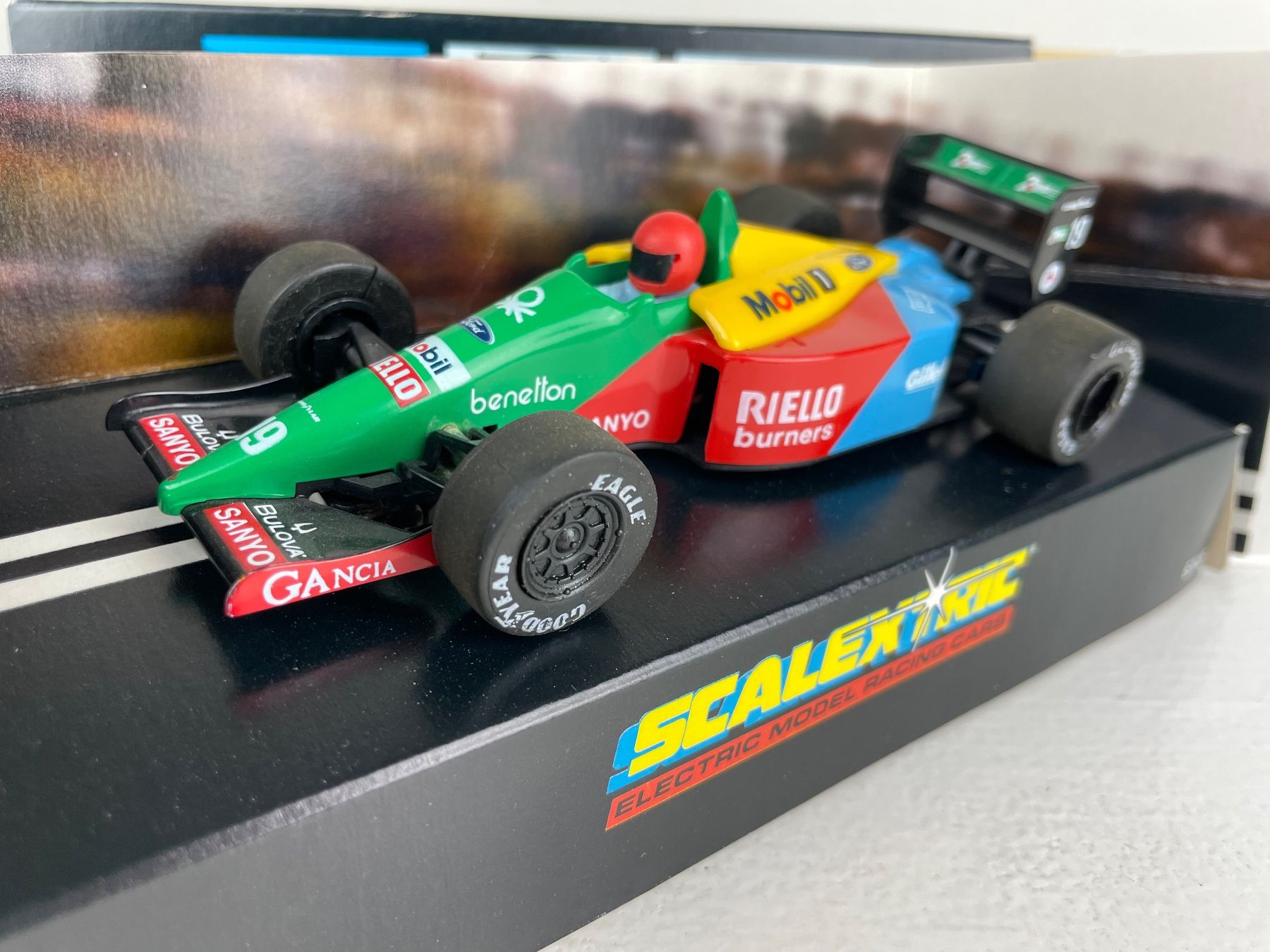 Carrera Circuits: Scalextric C461 Benetton F1 B189 #19 – Neuf (Voir description) à Genthod par lightyear63 2