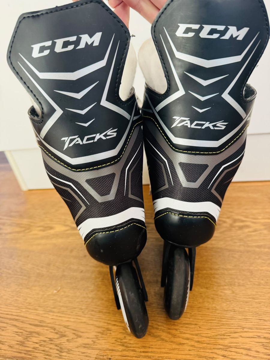 Ccm Pattini in linea & Pattini a rotelle: CCM Inlineskates Grösse 40 – Usato da Moosseedorf venduto da mswalker 2