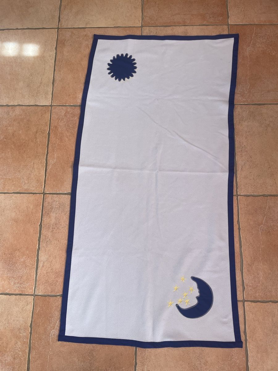 Decken: Couverture polaire brodée lune et étoiles – Neu (gemäss Beschreibung) aus Montana von Jeanne_huggler 1
