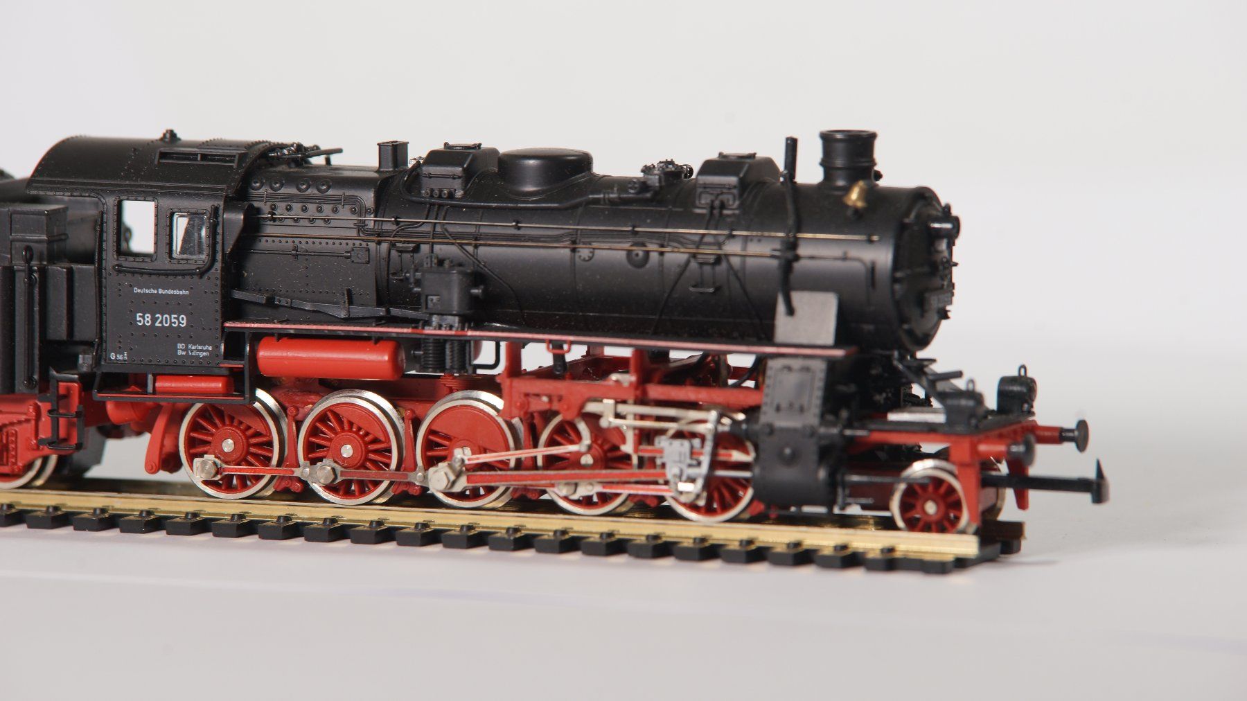 Roco Modellini di ferrovie: Roco - Dampflokomotive Baureihe 58 der DB – Nuovo (secondo la descrizione) da Rebstein venduto da osk_zt2c 4