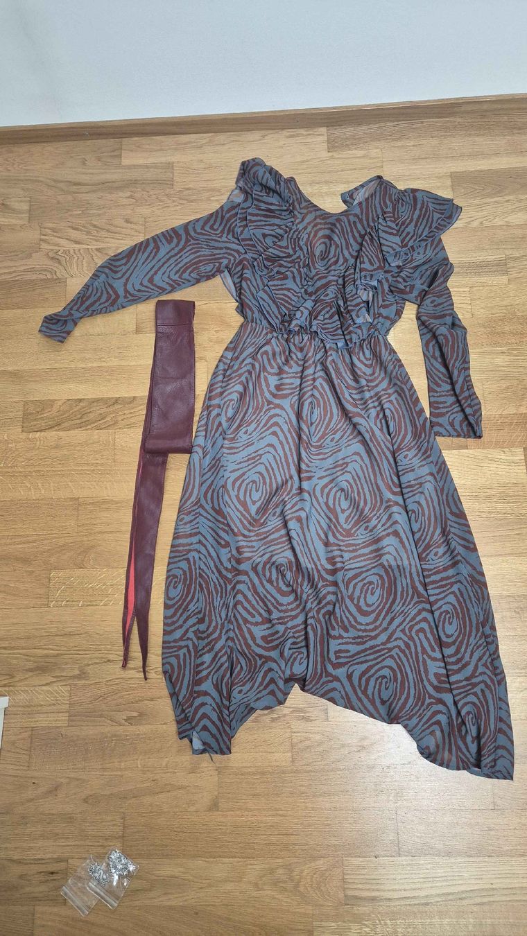 Vestiti: Kleid mit Muster, Grösse S, inklusive Gürtel – Usato da Schaan venduto da lulu_xx 1