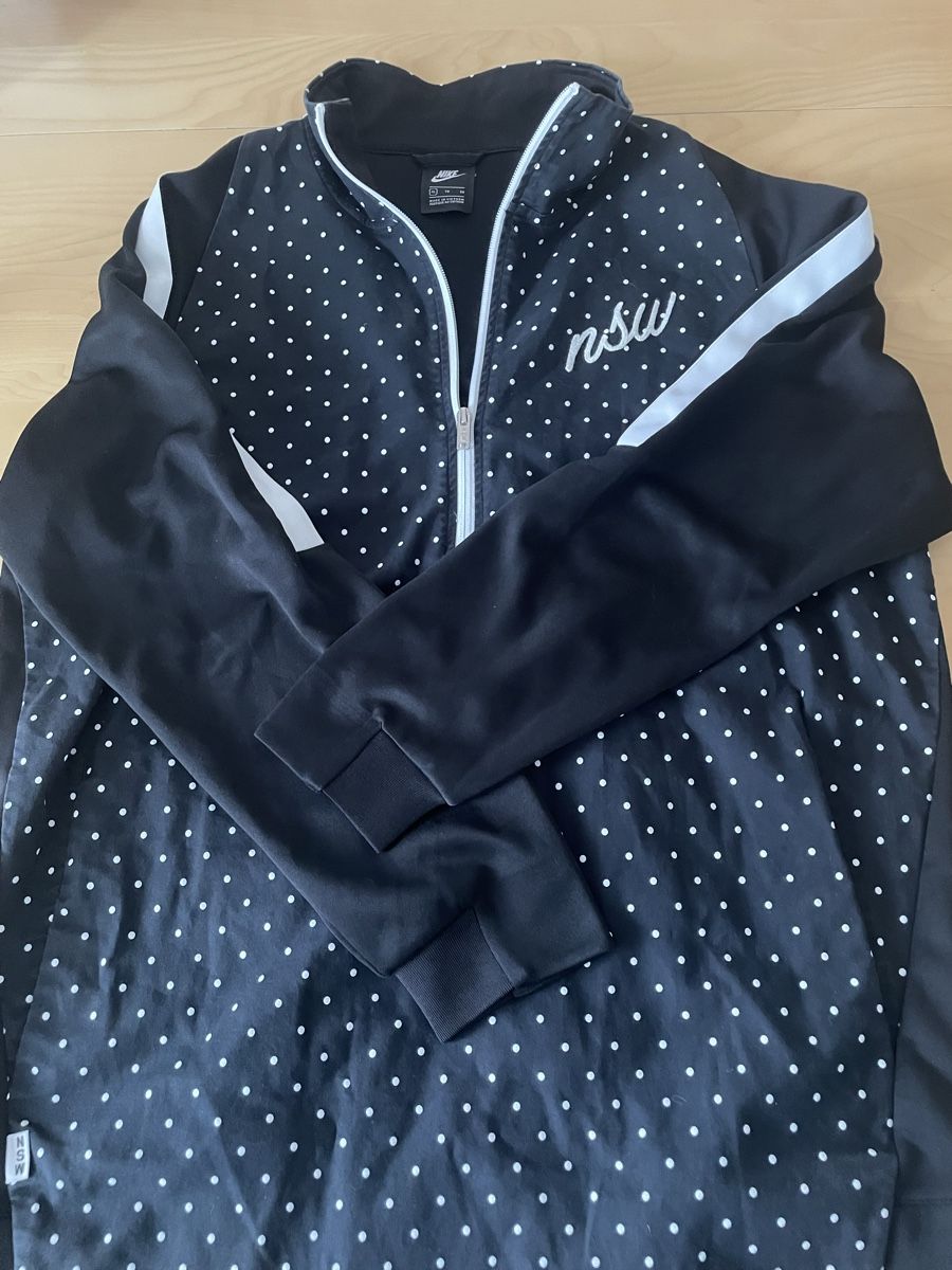Nike Pulls & Sweat-shirts: Pull Nike  – Neuf (Voir description) à Nyon par ombles10