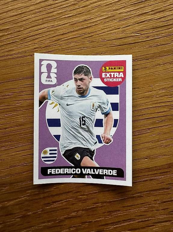 Panini Cartes à collectionner: Panini FWC - Extra Sticker Federico Valverde – Neuf (Voir description) à Glarus par gab_p7by