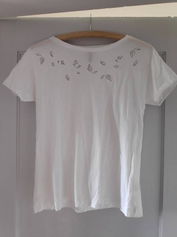 T-Shirts: Süsses Tshirt Gr. S – Gebraucht aus Sissach von jgt_6k76