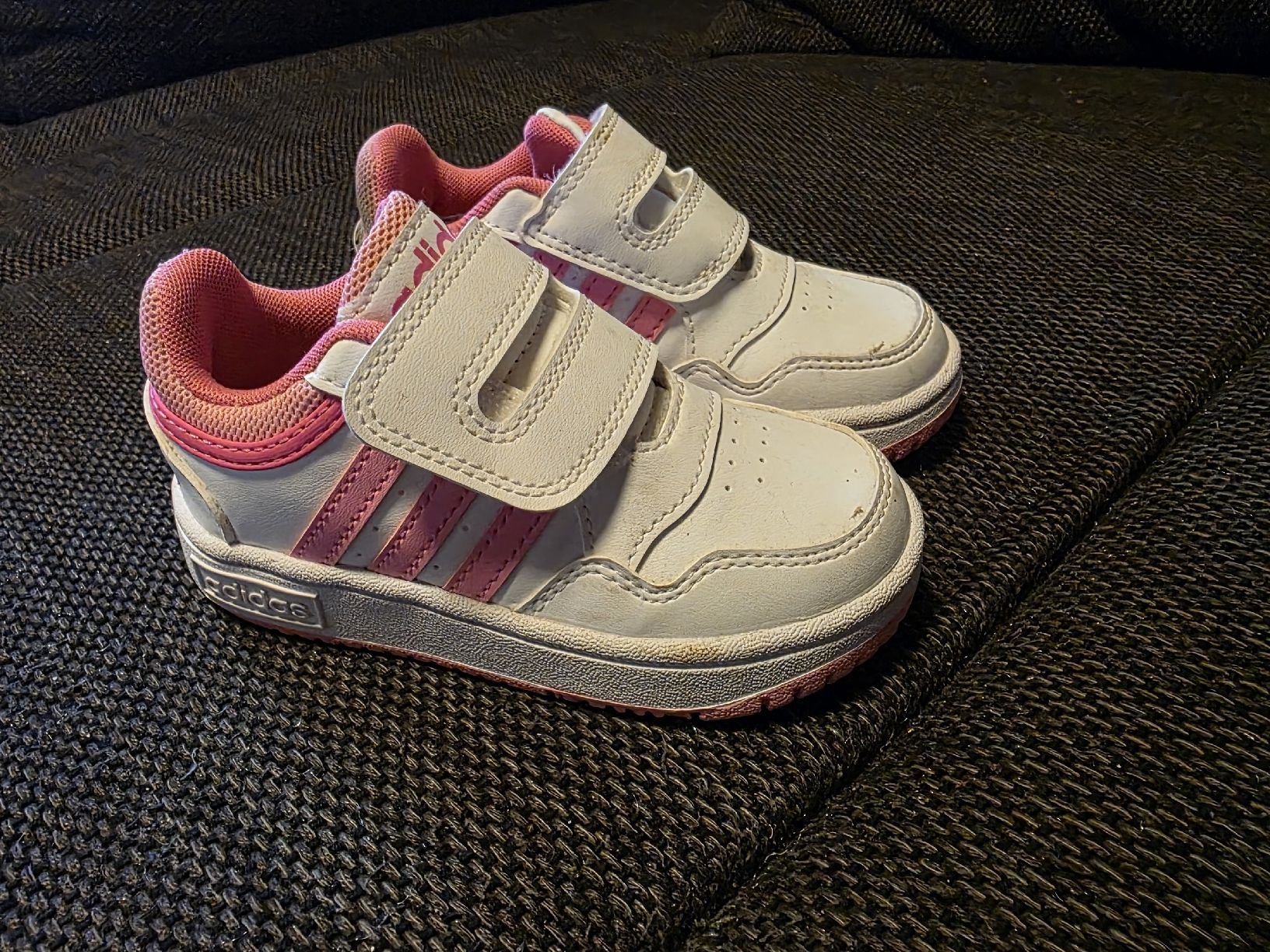 Scarpe per ragazzi: Kinderschuhe Gr.24 – Usato da Geltwil venduto da Melly1989