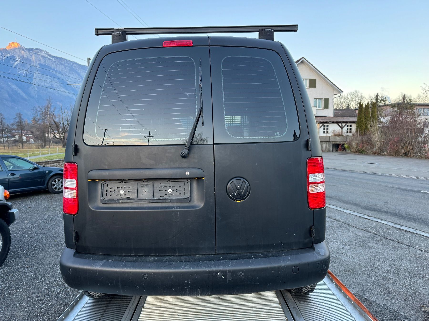 VW Veicoli commerciali: VW Caddy 4 Mot. Post 2 Plätze – Usato da Salez venduto da Vood 2