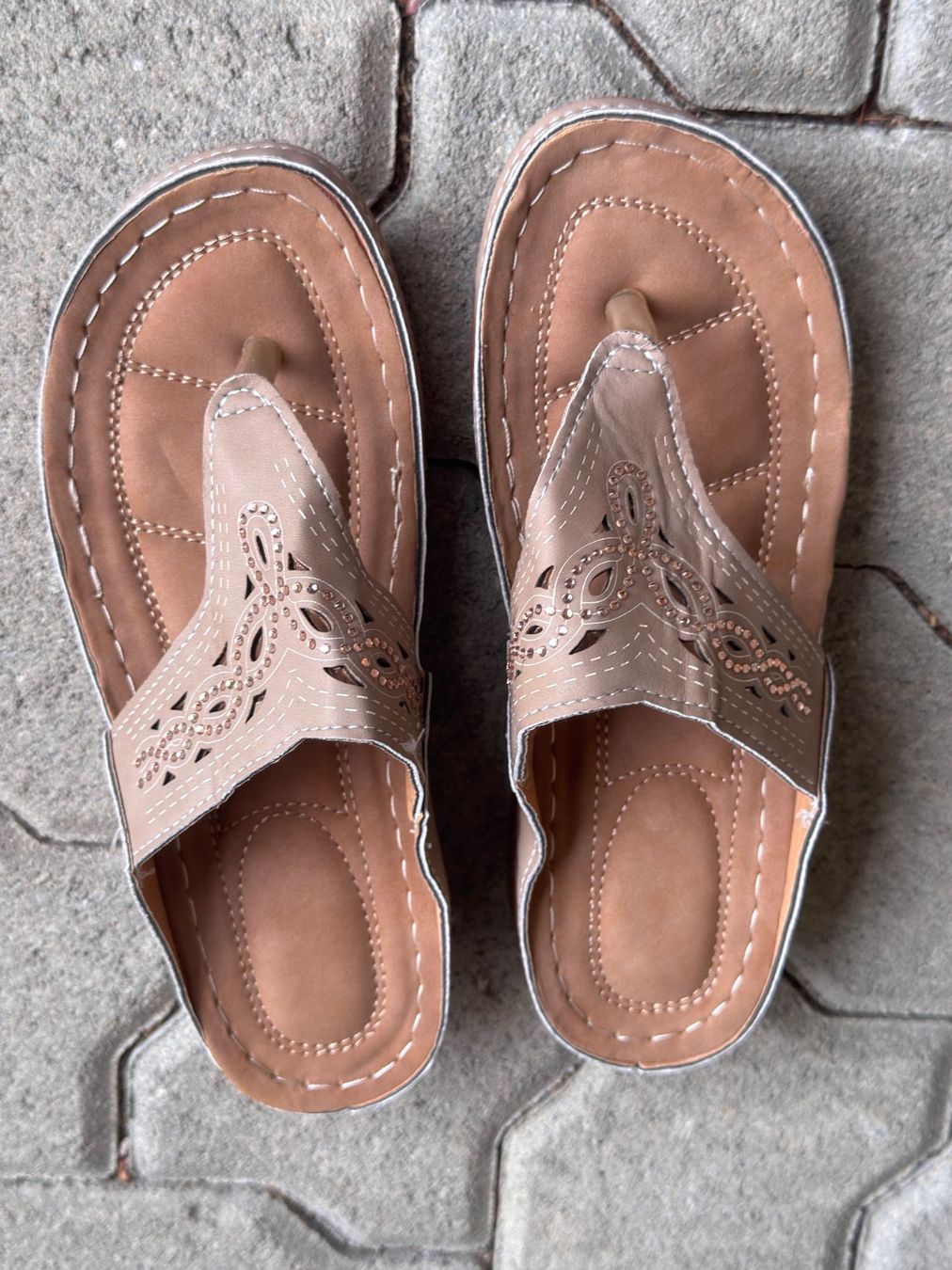 Scarpe da donna: Flip Flop – Nuovo e nell'imballaggio originale da Höri venduto da Alfar