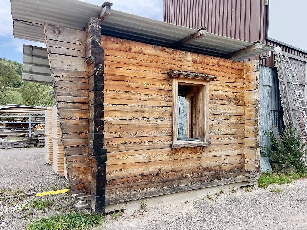 Articoli in legno: Prototyp aus Arvenholz – Usato da Zürich venduto da 9040