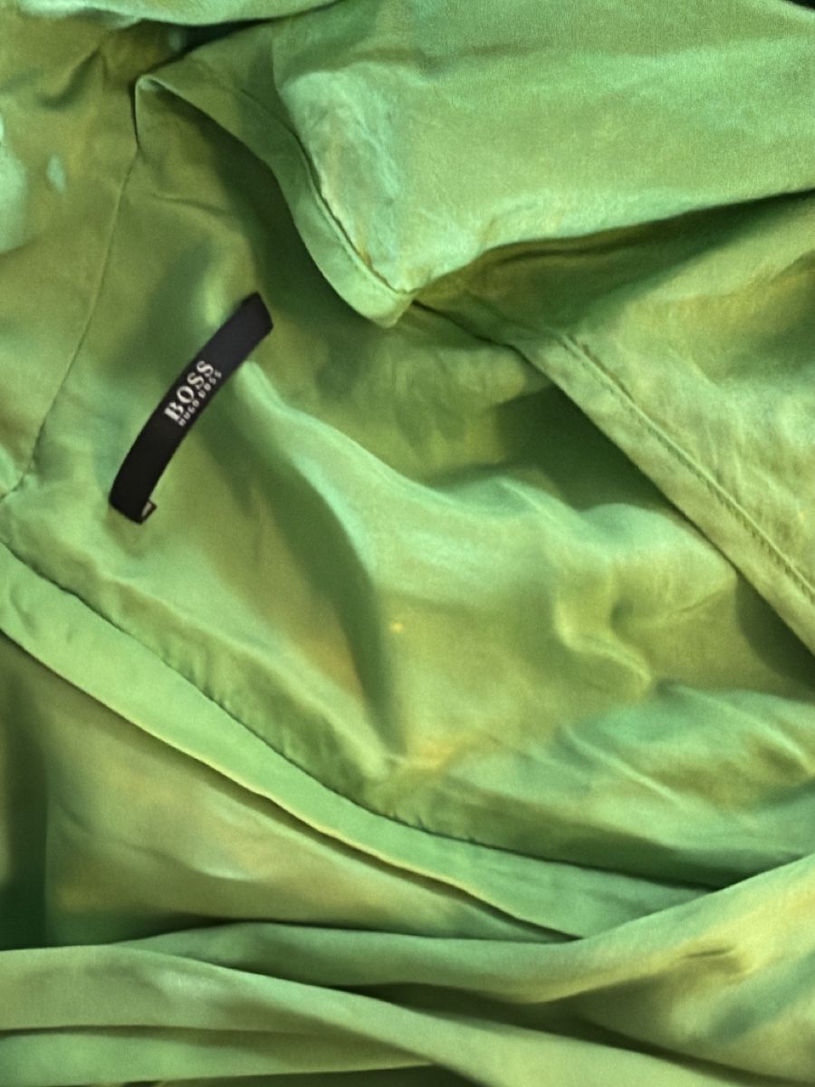 Hugo Boss Robes: Boss Seidenkleid – D'occasion à Uerikon par ZurichCity01 1