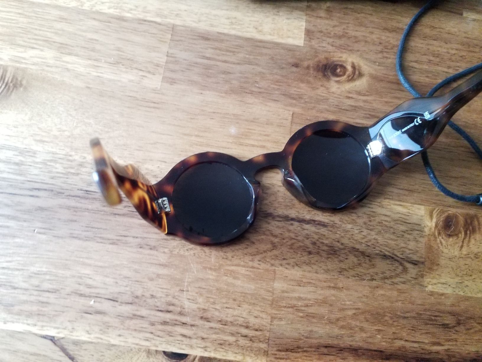 Loewe Occhiali & Lenti: LOEWE sunglasses – Usato da Luzern venduto da _Lobster_ 1