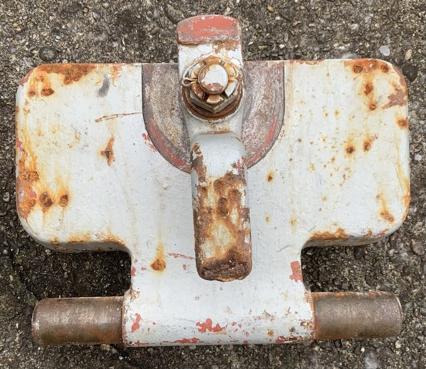 Lmg Schartendeckel aus Bunker der CH Armee (Gebraucht) in Goldingen für