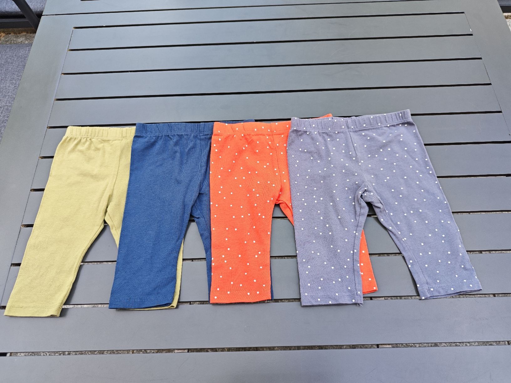 Collants: Capri Leggins Gr 86/92  – D'occasion à Winterthur par Shorna