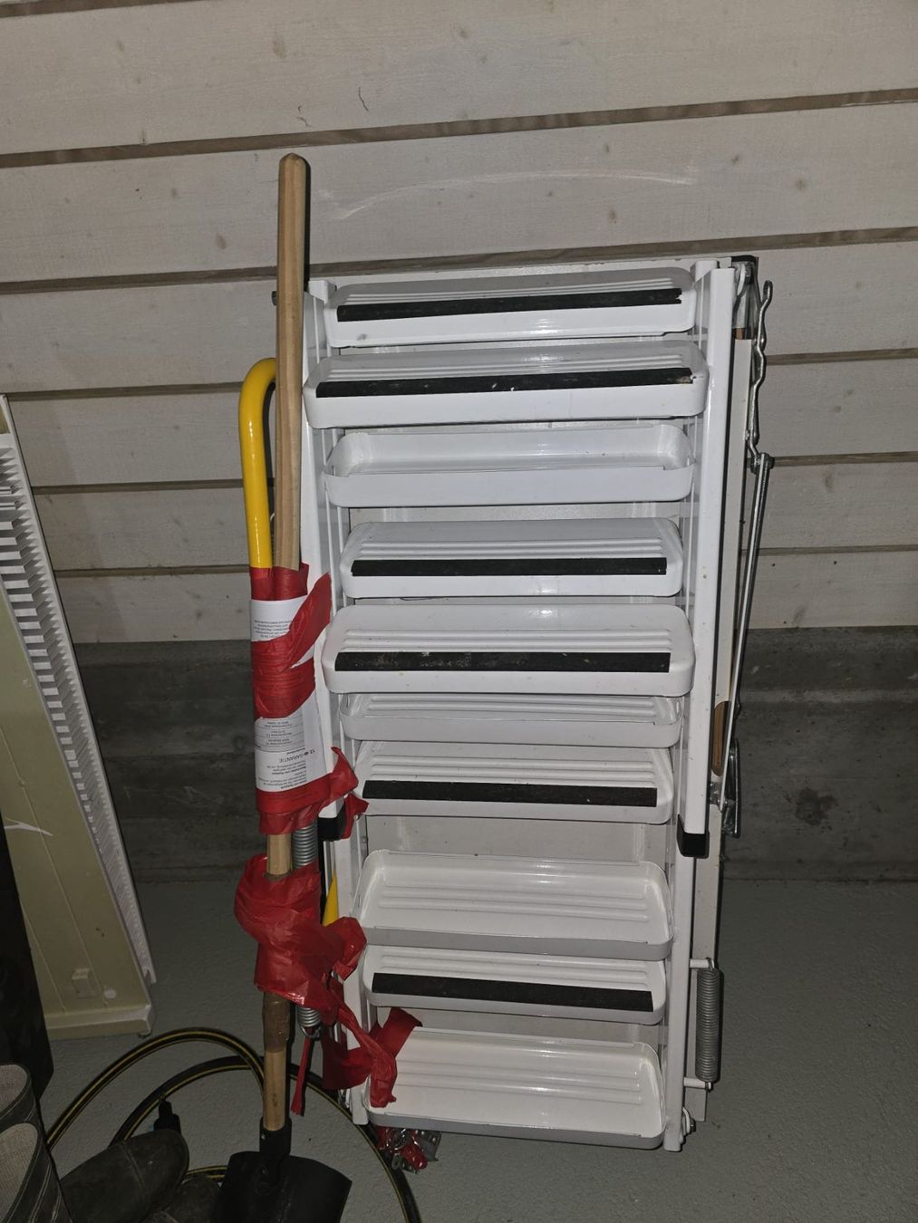 Scale: Dachgeschoss Treppen – Usato da Lachen SZ venduto da rade08