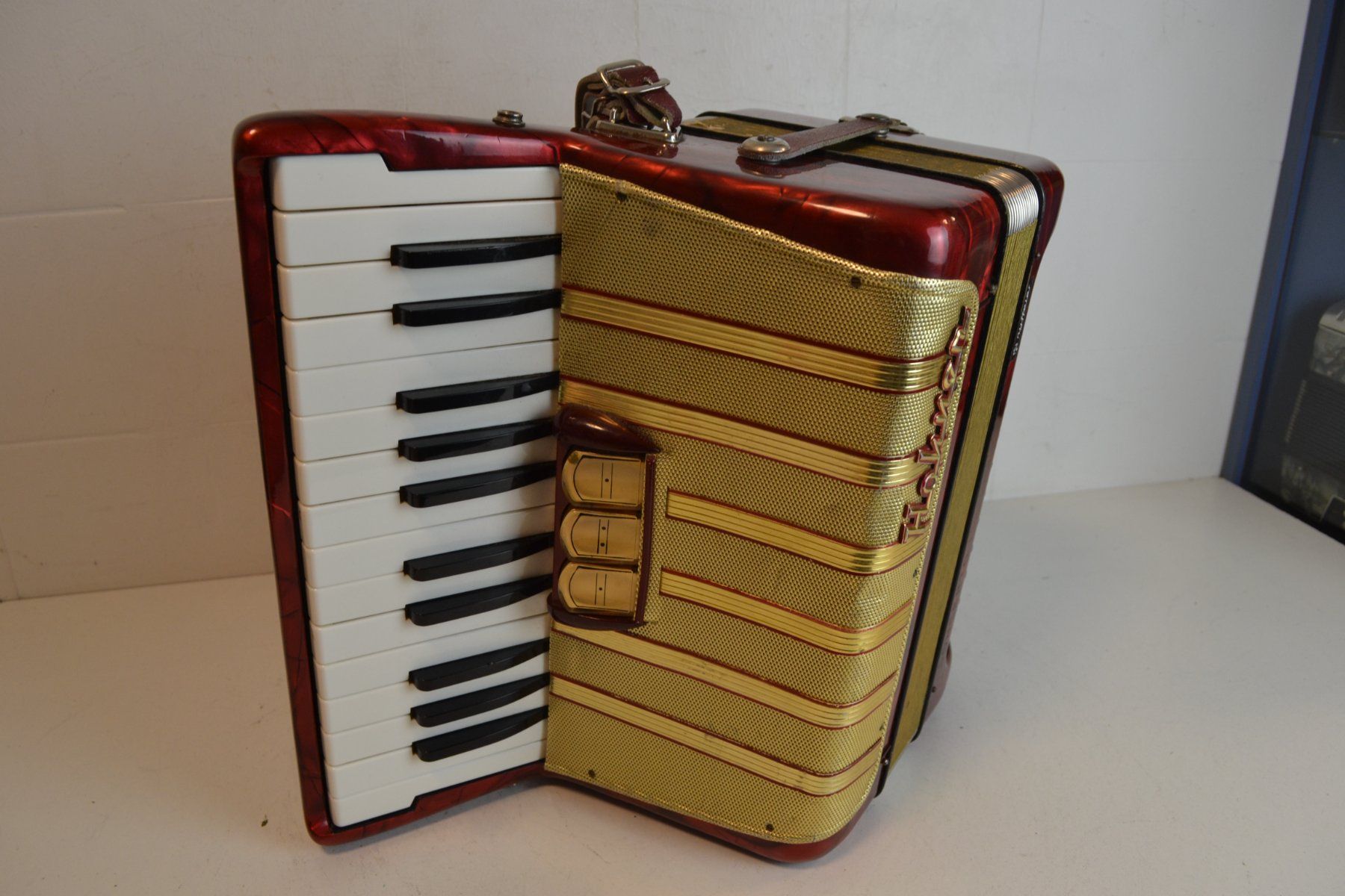 Hohner Strumenti musicali: Akkordeon chromatisch Hohner Concerto I – Usato da Zürich venduto da Brockito 6