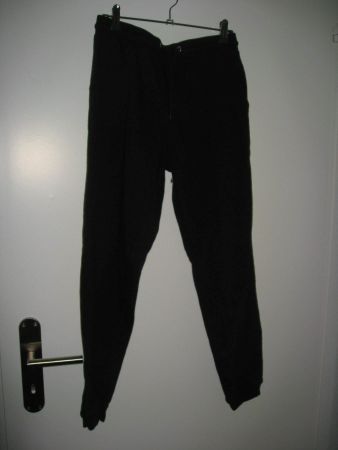Jogging - Hose schwarz Gr. M (2)