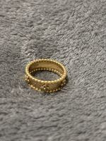 Bague or 750 femme modèle luxe avec des petits diamants