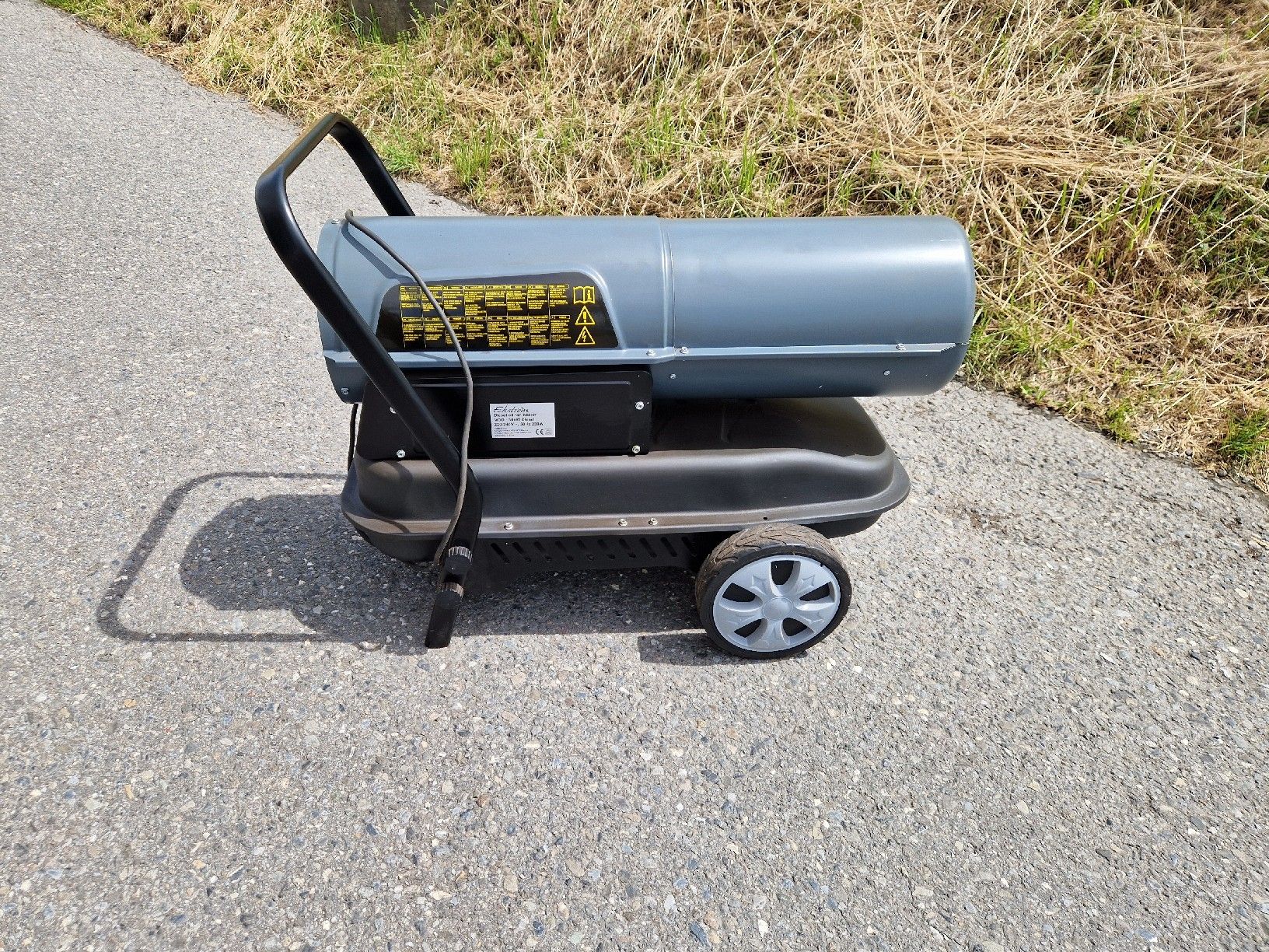 Diesel Radiatori: Heizkanone 30kW – Usato da Herbligen venduto da and_q5hr 4