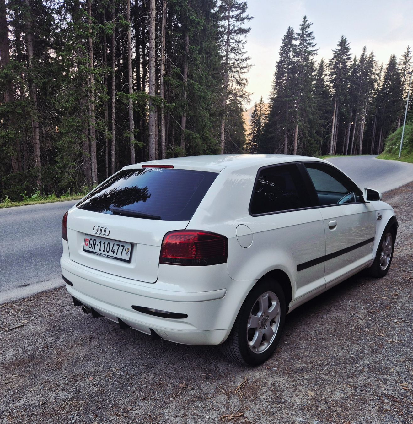 Audi Autos: Audi A3 1.6 Benzin – D'occasion à Arosa par sas_t6bj 3