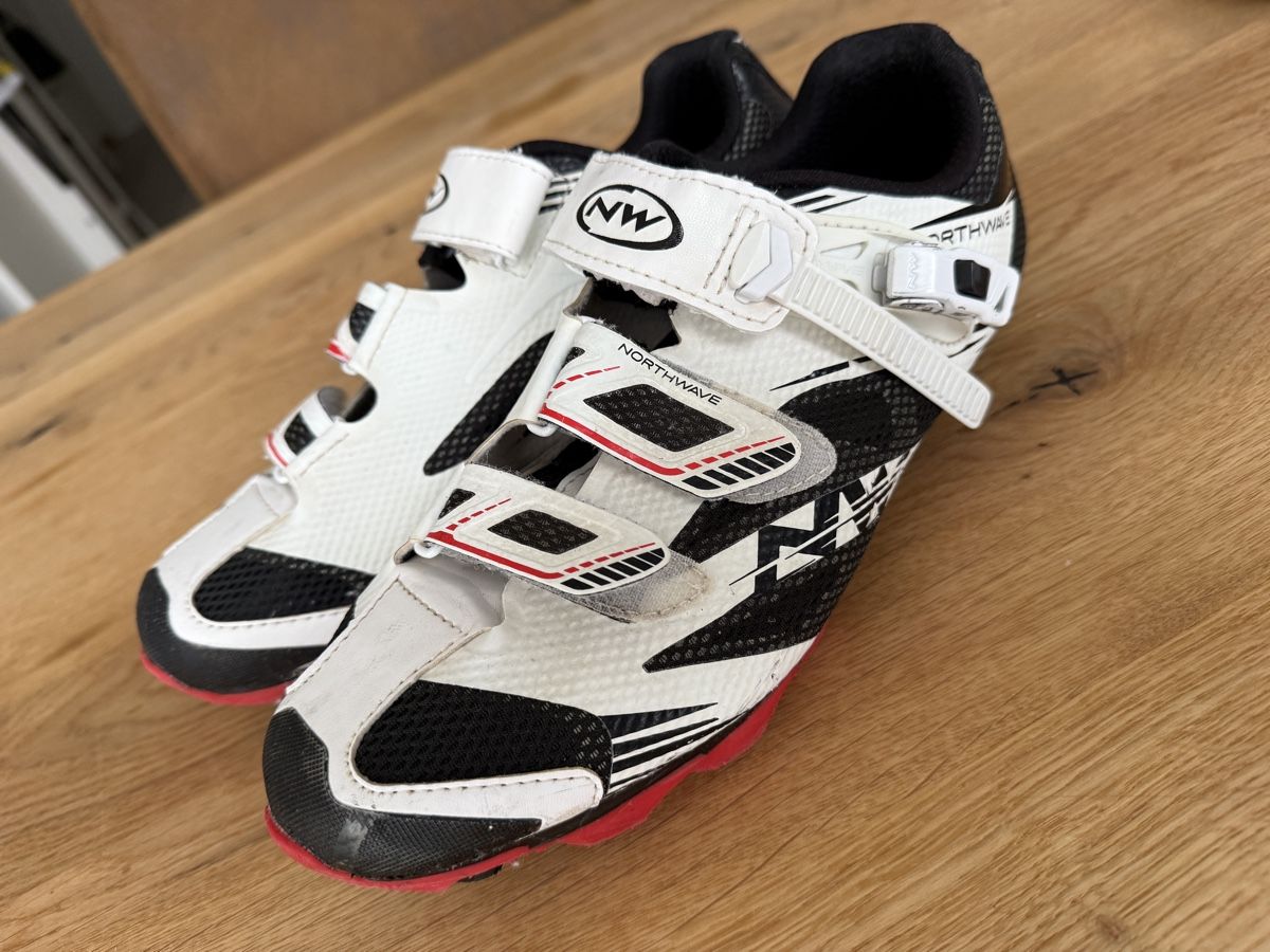 Northwave Herrenschuhe: Northwave MTB Schuhe Grösse 43 – Gebraucht aus Schaffhausen von Danilo-86 1