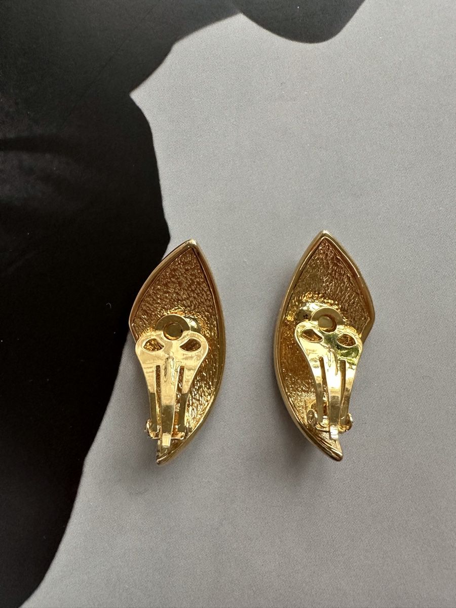 Ohrringe & -stecker: Ohrclips mit Emaille vintage – Gebraucht aus Zollikon von pan_8jtm 2