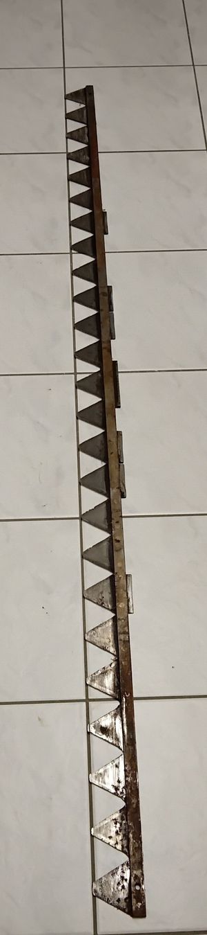Aebi Alle Maschinen: Motormäher Messer zu Aebi AM 20- 1.9 Meter – Gebraucht aus Jonen von Brokk 1