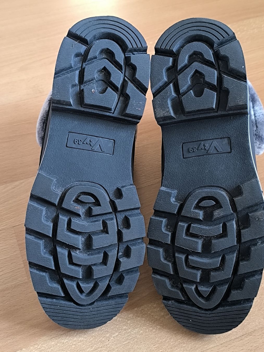 Scarpe da donna: Neuer Winterschuh Grösse 39 – Nuovo (secondo la descrizione) da Oberdiessbach venduto da Zwerg82 3