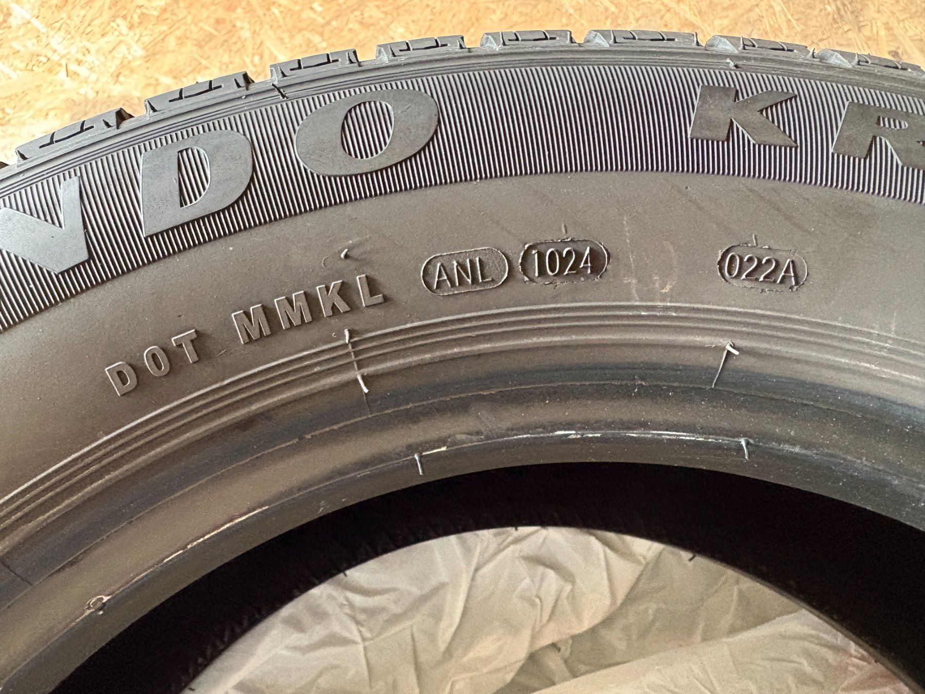 Pneus & Kompletträder: 4 Stk Ganzjahresreifen KEND 215/65 R16C neuwertig – Defekt aus Wangen b. Olten von Hba2 2