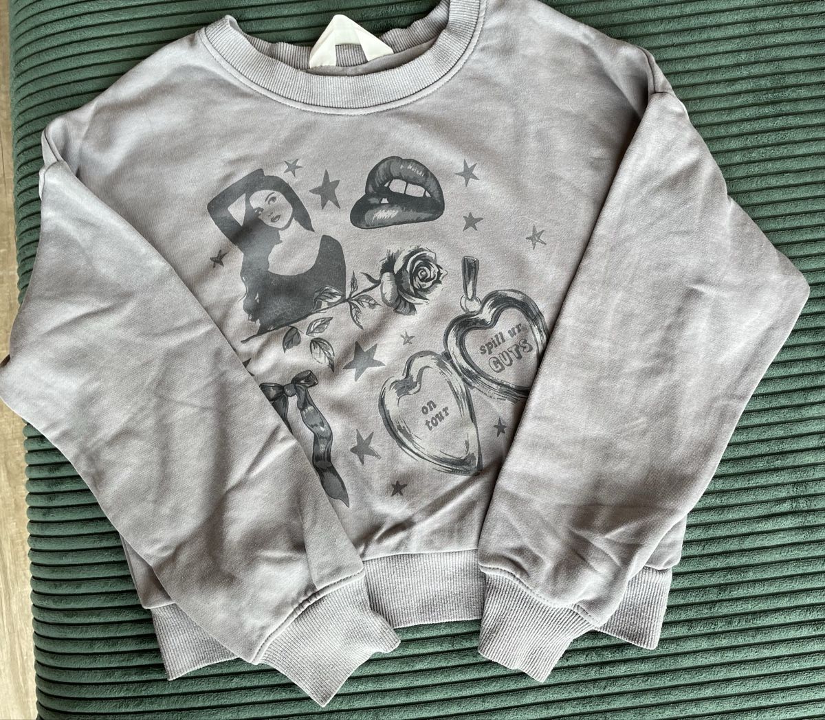 H&M Kleiderpakete & -sets: Set 2 Pullover von H&M Gr. 134/149 – Gebraucht aus Recherswil von jafa74 2