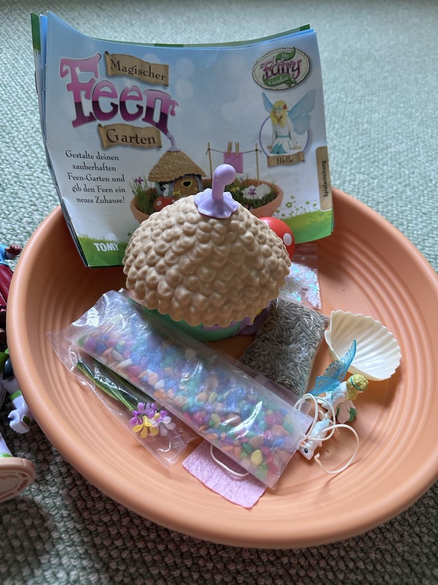 Jouets: Disney Princess & Toy Bundle – D'occasion à Bex par roopa.gorla 1