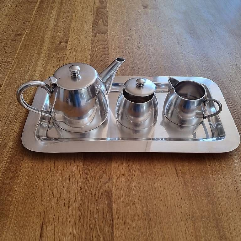 Set di piatti: Service à thé/café en argent – Usato da Gland venduto da Coyotte