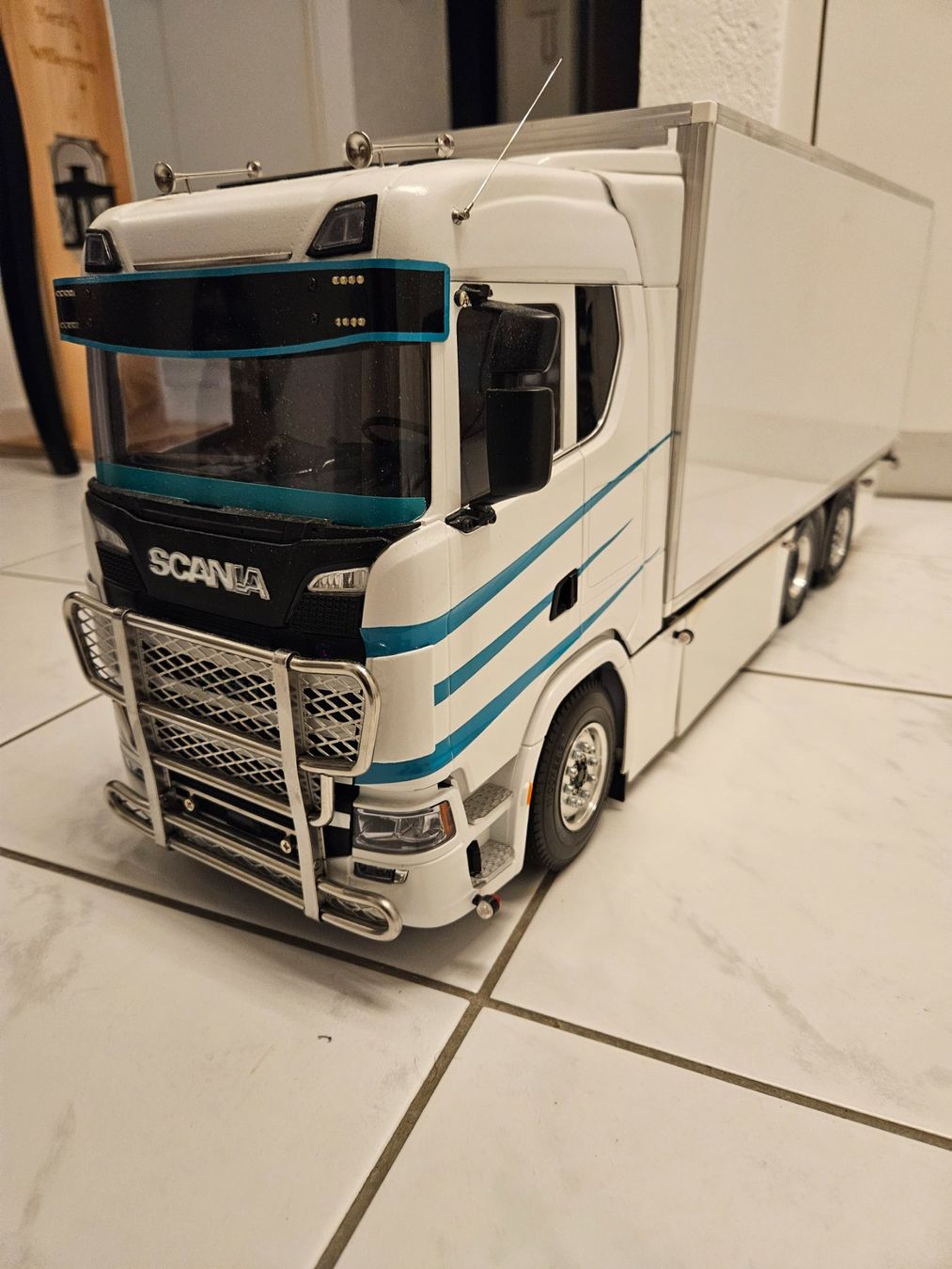 Tamiya Modellismo RC: Tamiya RC Scania MST: 1:14 – Usato da Bellach venduto da it75