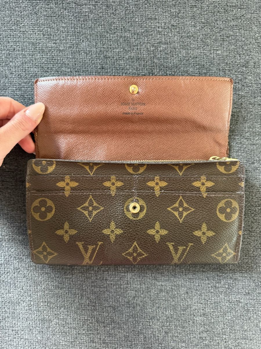Louis Vuitton Portafogli: Louis Vuitton Sarah Monogram Wallet CT3017 – Usato da Lachen SZ venduto da Sharidr 1