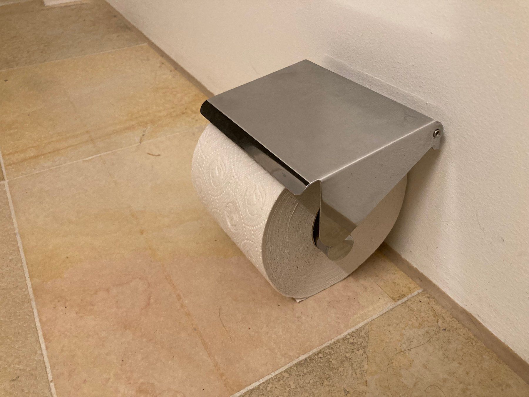 WC: WC-Rollenhalter mit Deckel – Gebraucht aus Burgdorf von Andre990